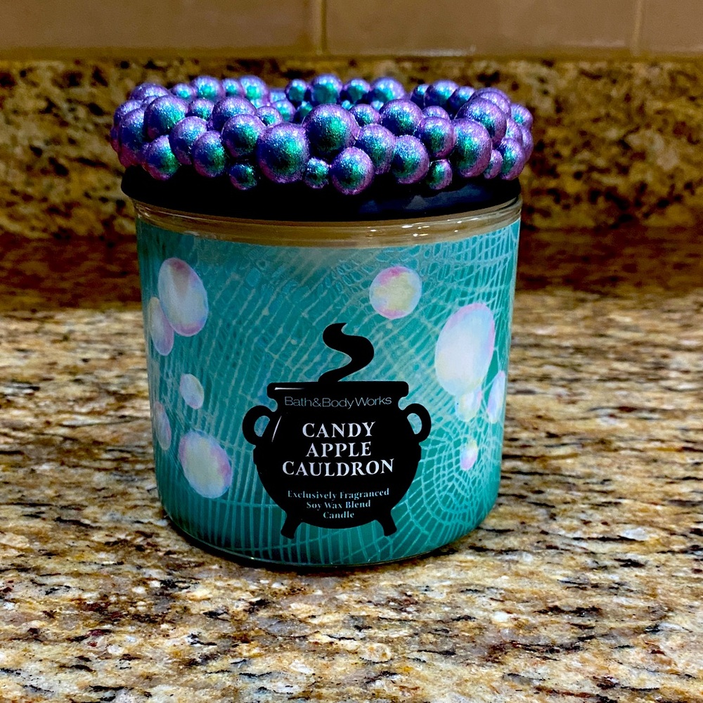 Bath & Body Works Green Candy Apple Cauldron Candle